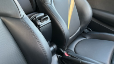 MINI Hatchback 1.5 Cooper Classic 3dr Auto [Comfort/Nav Pack] Petrol Hatchback